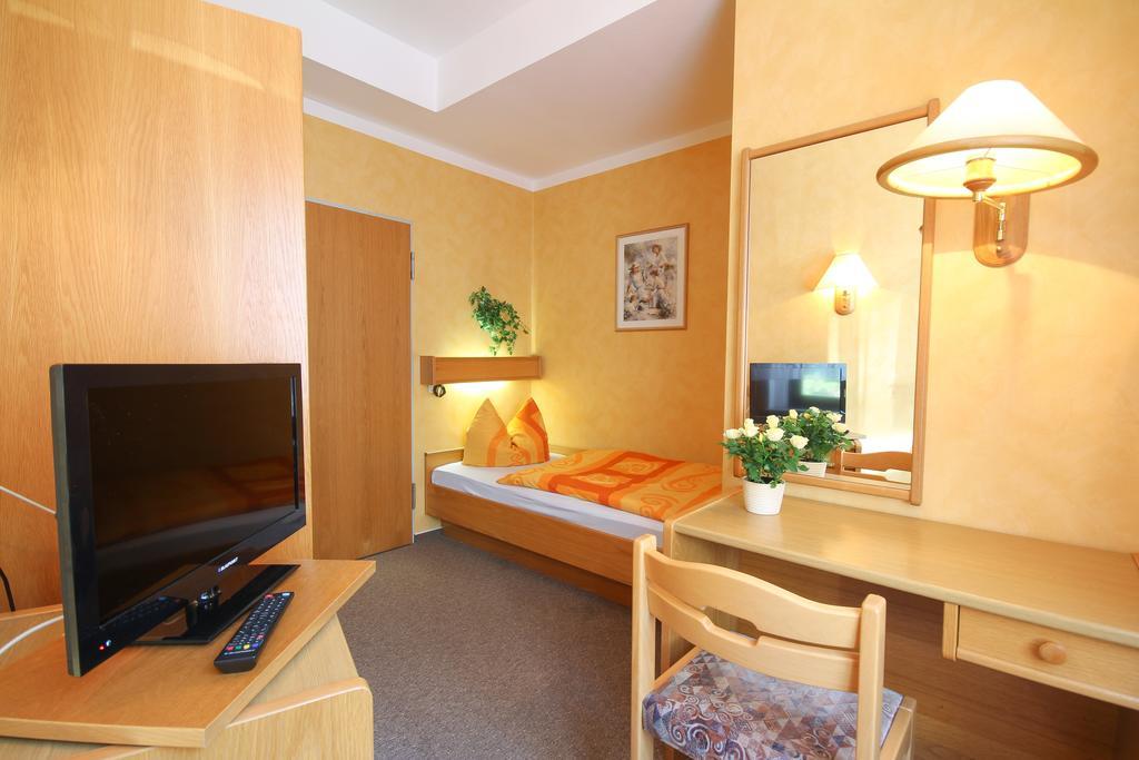 Pension Hotel Turmblick Auerbach  Habitación foto